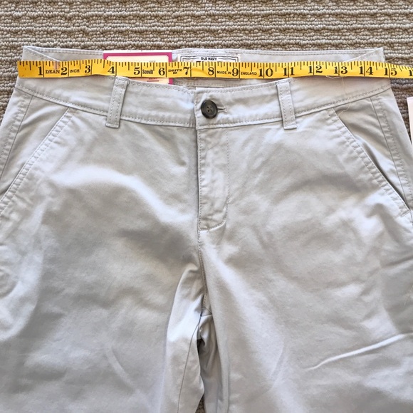 NWT! Old Navy Flirt Bootcut Khakis in Stone - Picture 2 of 3